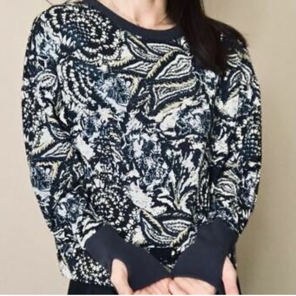 Joie Caleigh Paisley Floral Cropped Sweatshirt Size Medium - Picture 12 of 12